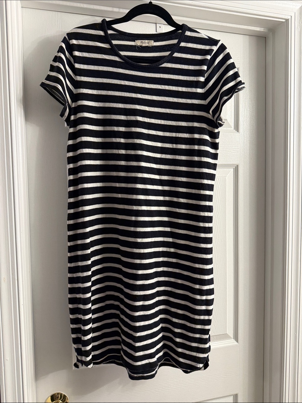 Madewell Black and White Striped Short-Sleeve Shift Dress